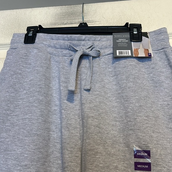 Berkley Jensen Shorts Size Medium Gray - Picture 2 of 5